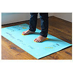 Twinkle Mat Violin Practice Aid with Felt Foot Stickers, Small