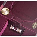Bobelock 1017 Hill Style Oblong 4/4 Violin Case with Wine Velvet Interior